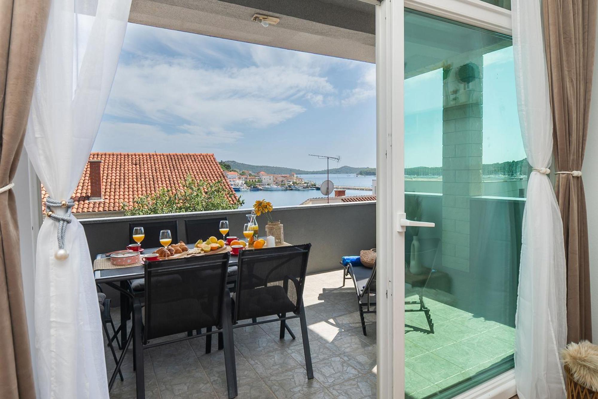 Apartment Biser Mora Rogoznica  Exterior photo